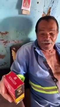 Amigos preparam festa para menino e viralizam