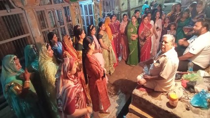 Watch Video: मनाया ऊब छठ पर्व, किए चांद के दर्शन