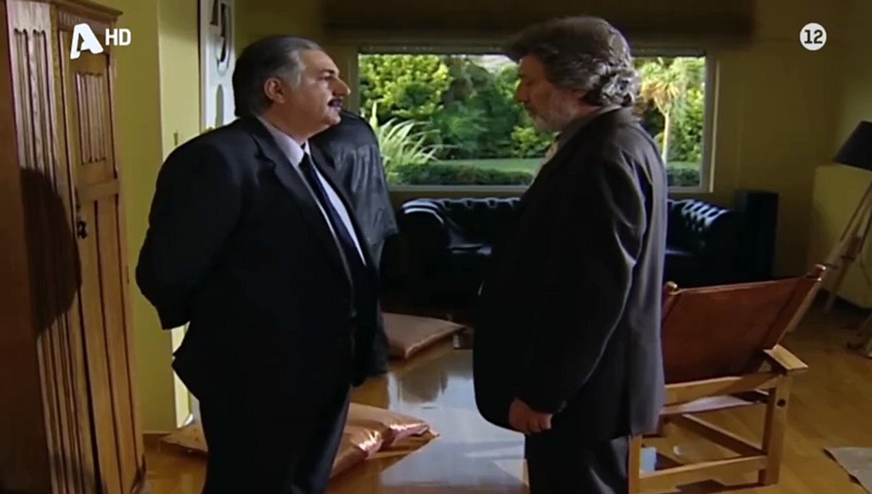 ΟΙ ΙΣΤΟΡΙΕΣ ΤΟΥ ΑΣΤΥΝΟΜΟΥ ΜΠΕΚΑ "ΕΠΙΚΙΝΔΥΝΟ ΚΑΛ...