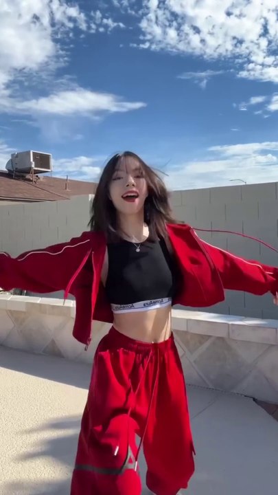 Beautiful viral dance