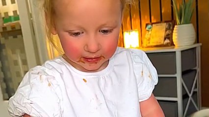 Little girl gets the scare of her life with dad’s 'Spider Box Prank'