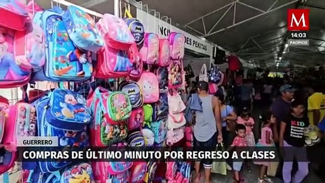 Padres y madres hacen compras de última hora previo al regreso a clases en Guerrero
