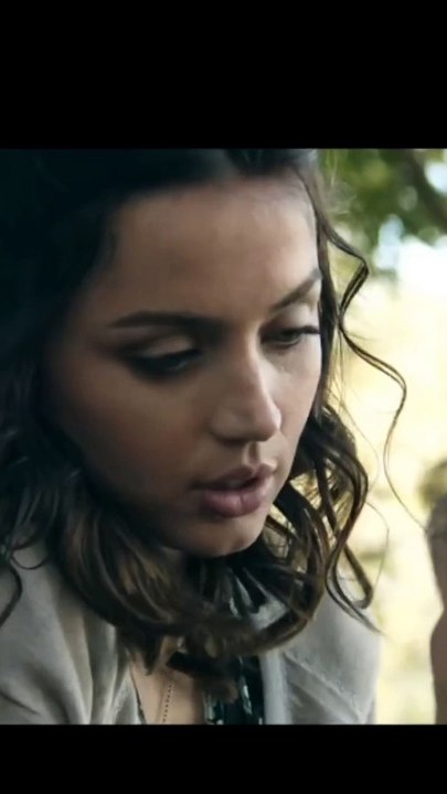 Deep Water Kiss Scenes / Hot scene - Ana de Armas and Ben Affleck