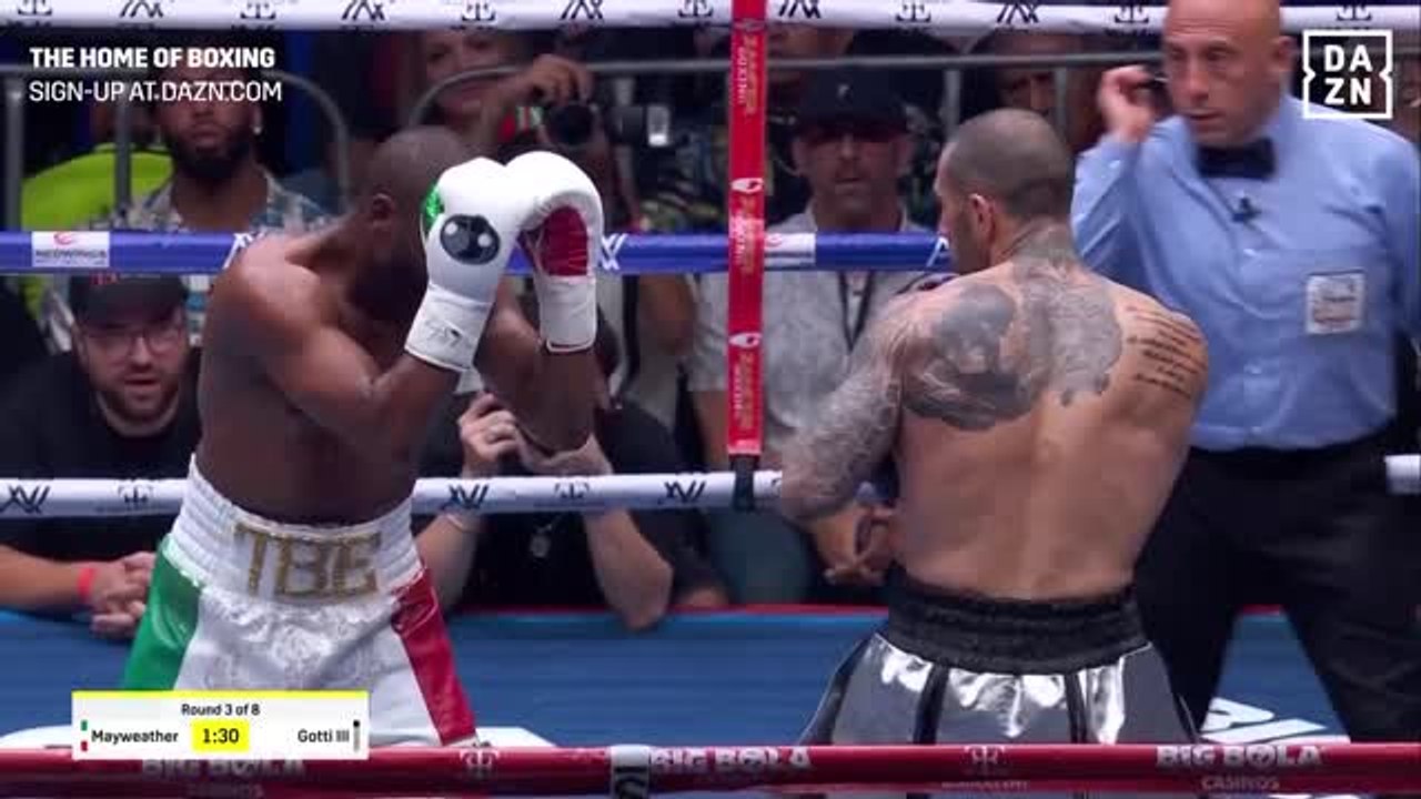 Floyd Mayweather rolls back the years with classy combinations