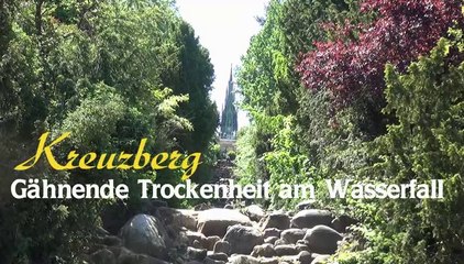 Gähnende Trockenheit am großen Wasserfall