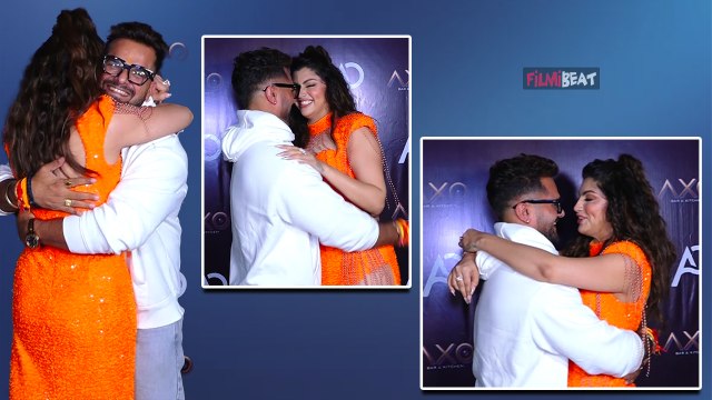 Akanksha Puri के Birthday Celebration में Bhojpuri Superstar Khesari Lal Yadav की धमाकेदार Entry