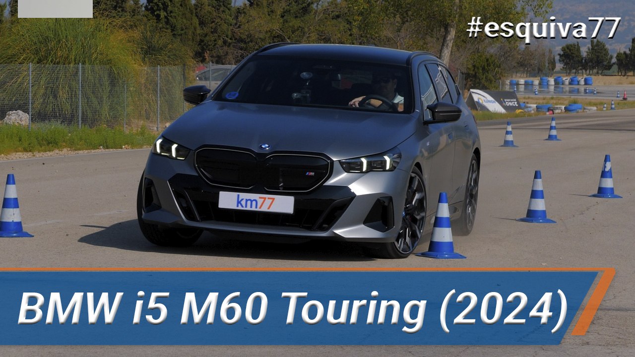 BMW i5 M60 Touring 2024 - Maniobra de esquiva (moose test) y eslalon | km77.com