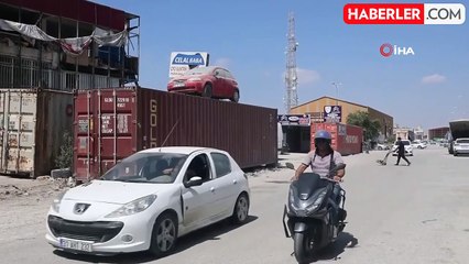 Hırsızlara karşı ilginç çözüm: Motoru çalındı, aracı çalışmasın diye konteynerin üzerine koydular