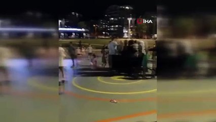 Kadınların tekme tokat kavgası kamerada