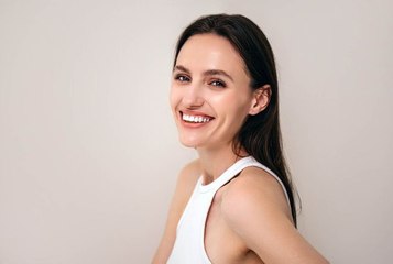 Voici ces indispensables pour faire le plein de collagène et prolonger son bronzage après les vacances