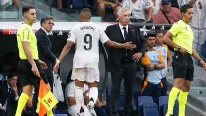 Ancelotti: "Lo correcto es que un jugador levante la mano cuando esté cansado"