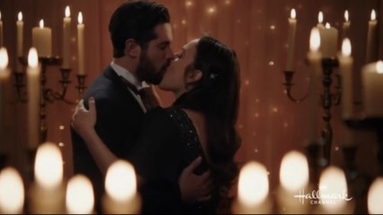 Lucas and Elizabeth kissing scene When call the hearts season 8 episode 12