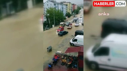 Sinop'un Gerze ilçesinde sağanak yağış sonrası su baskınları yaşandı