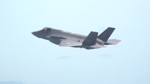 한미 공군 연합 UFS 실사격 훈련...적 동시 도발 대응 / YTN