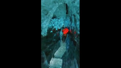 아이슬란드 빙하동굴 붕괴...관광객 1명 사망·2명 실종 / YTN