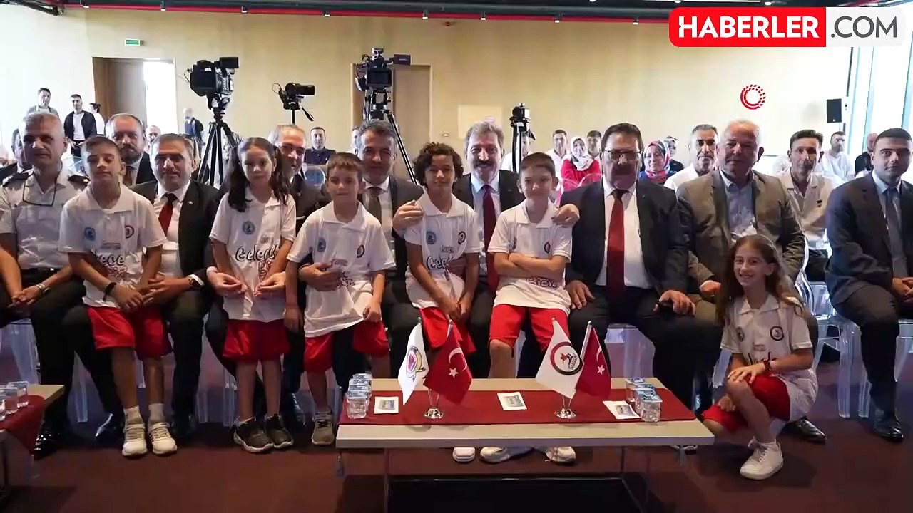 2. Uluslararası Kurtuluş Yolu Bisiklet Turnuvası'na 18 ülkeden 115 sporcu katılacak