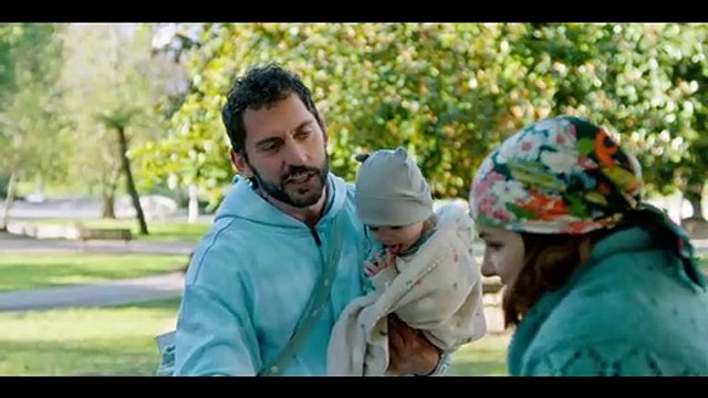 Sin instrucciones Tráiler