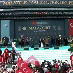 Bahçeli'nin Erdoğan'a yaptığı hareket gündem oldu