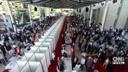 Özel'in tüzük kurultayı temasları başladı