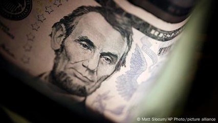 What role does money play in US election campaigns?