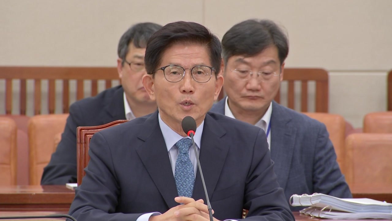 김문수 "일제 시대 국적은 일본" 발언에 청문회 파행 / YTN