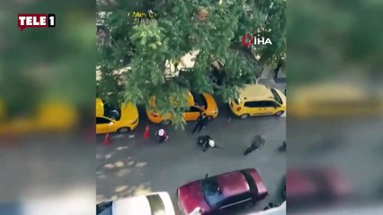 Cezaevi hükümlüsü gözaltına alınmamak için sokak ortasında 2 polisi yaraladı