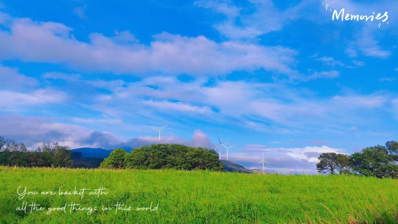 The scenery of my hometown is nice.