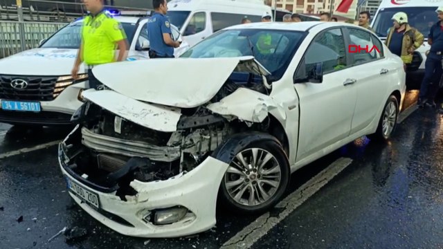 Şişli'de otomobil İETT otobüsüne çarptı: 3 yaralı