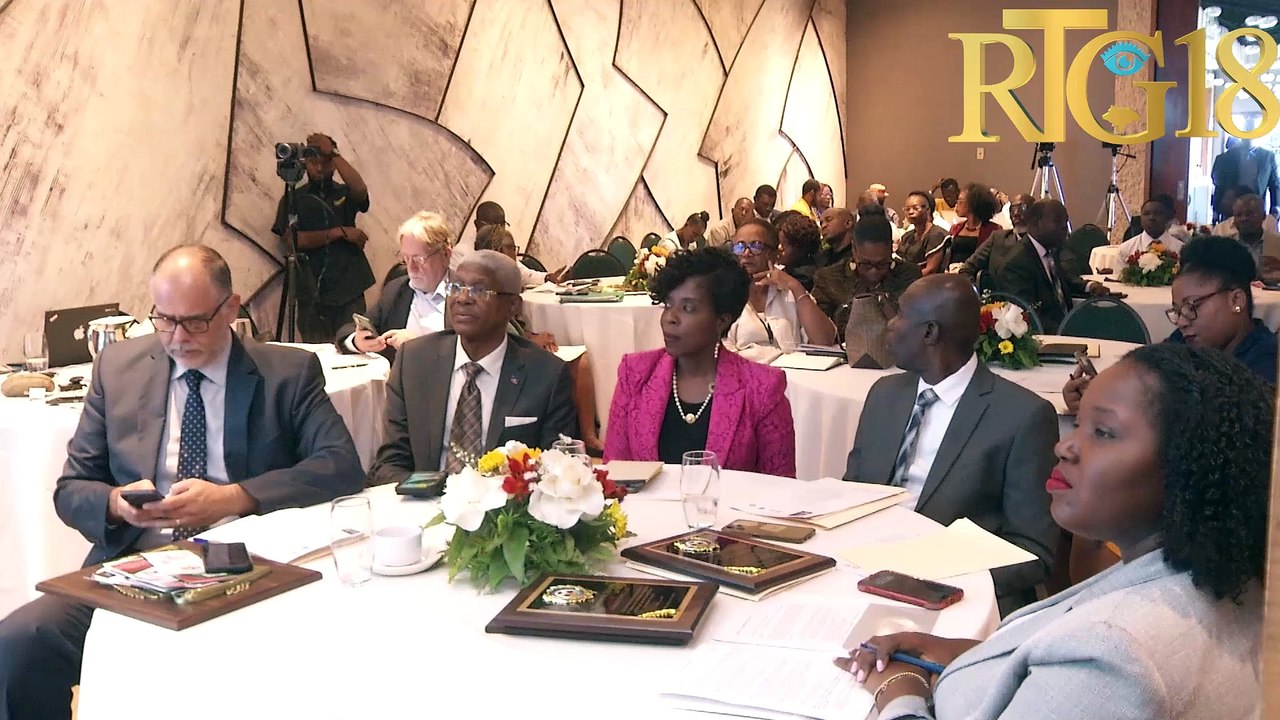 Ministè Afè Sosyal ak Ministè Komès òganize yon atelye sou dyalòg sosyal.