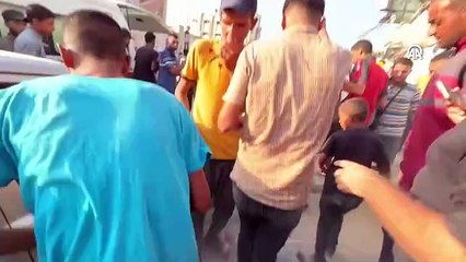 İsrail, gazetecilerin çadırının önündeki araca saldırdı; TRT kameramanı yaralandı