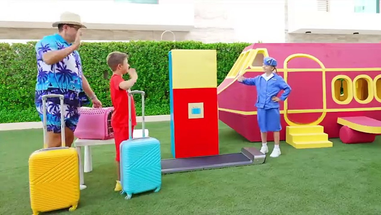 Airport Adventures for kids with Oliver