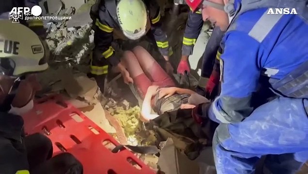 Nuovo attacco aereo russo sull'Ucraina con droni e missili