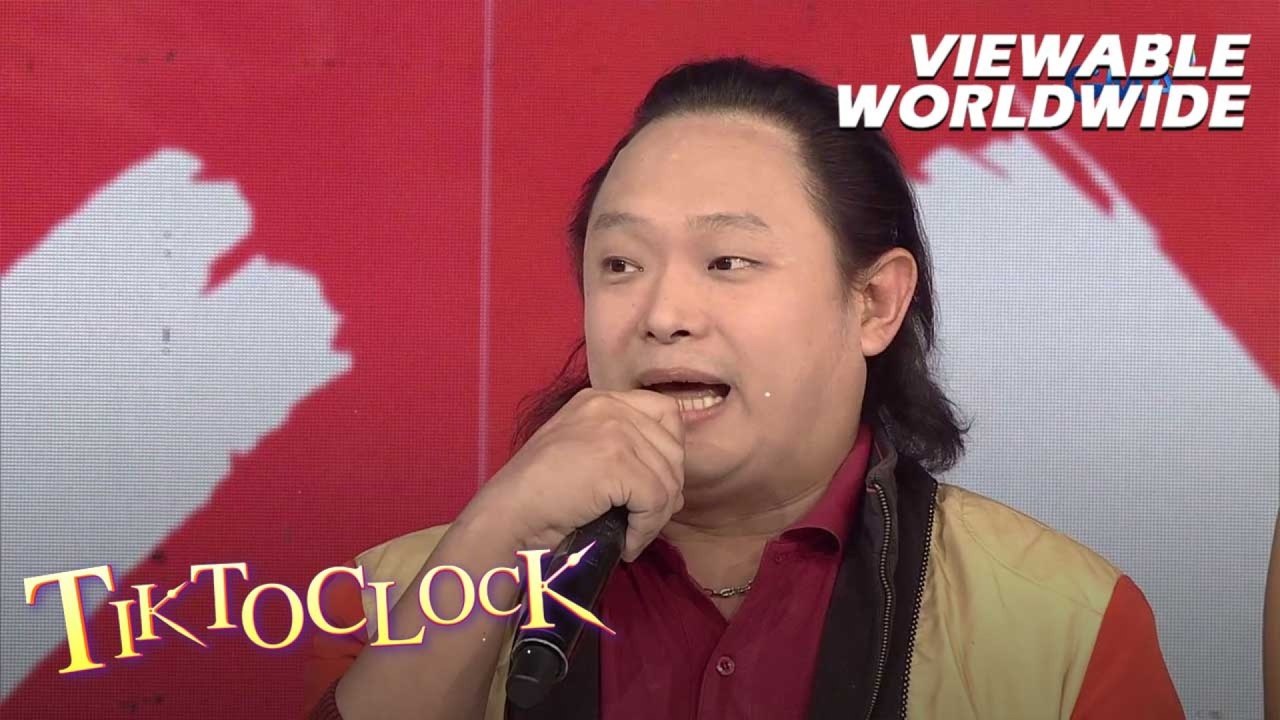 TiktoClock: Teenager, nagustuhan ng isang multo?!