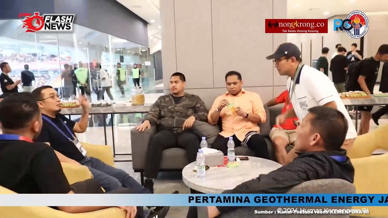 Menpora Saksikan Pertandingan Sepakbola Liga 1 BRI