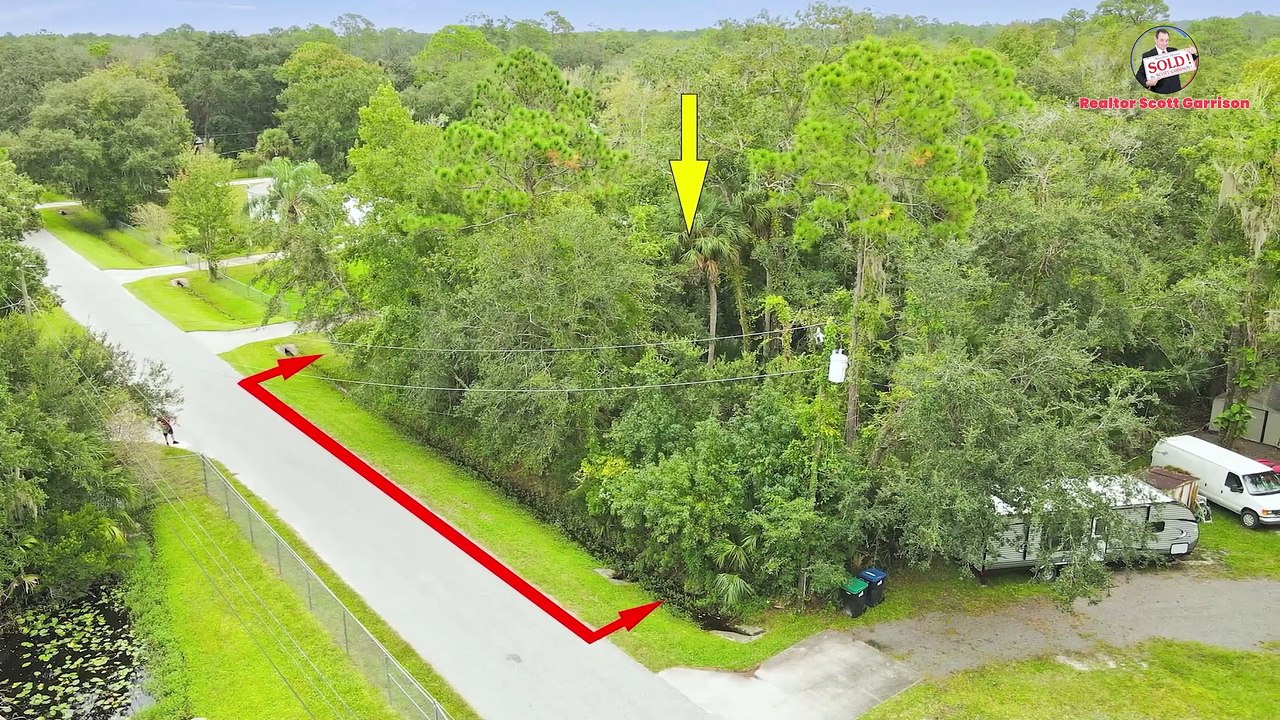 Top Christmas, FL Realtor Scott Garrison | Christmas Park | 25212 Luke St, Christmas, FL 32709 |