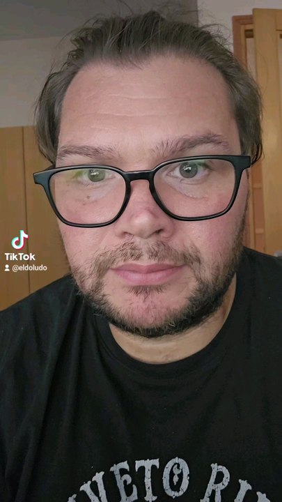 C'est la reprise au boulot souhaitez-moi du courage j'en ai besoin  #travail #boulot #pourtoi #viral #humour #rire #drole