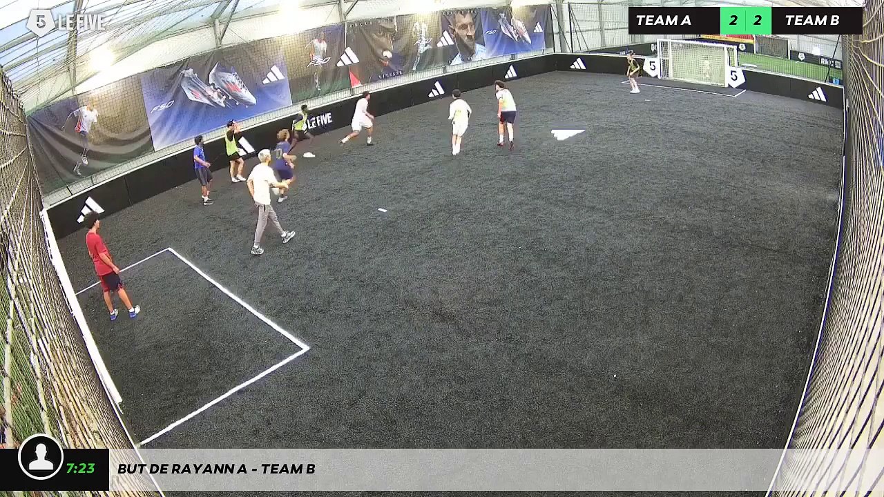 But de Rayann A - Team B