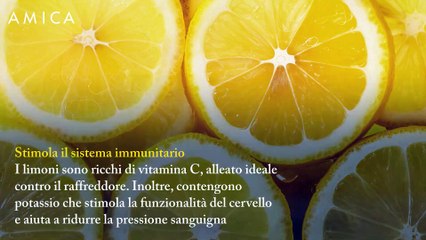Acqua e limone: i suoi benefici si scoprono qui