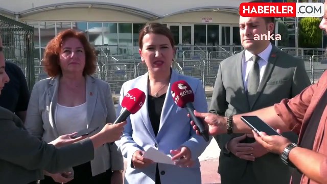 CHP Genel Başkan Yardımcısı Gökçe Gökçen, Gezi Parkı davası tutuklularını ziyaret etti