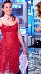 Barbara D'Urso: all'asta i suoi abiti utilizzati in Mediaset