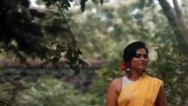 Actress Ramya Pandian Saree video