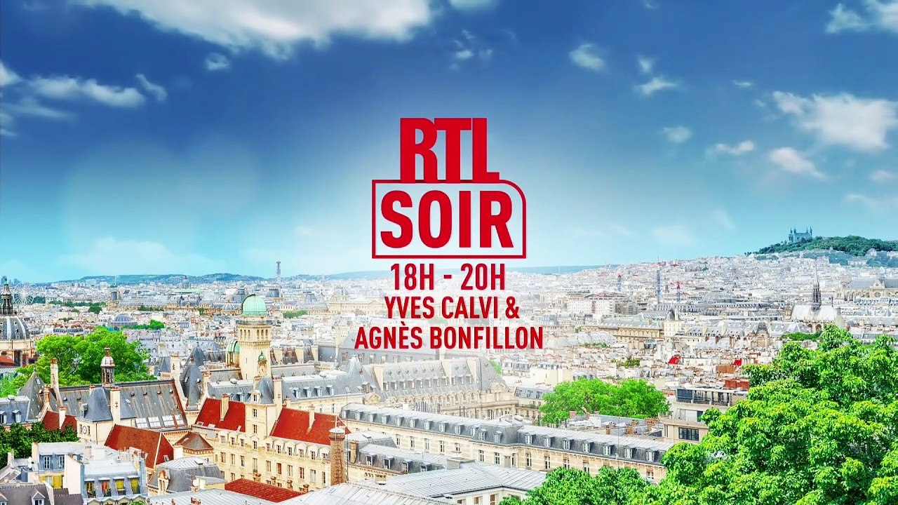 Yannick Noah annonce une grande nouvelle sur "RTL".Yannick Noah - Célébrités dans les tribunes lors du match de football du PSG face à Montpellier au Parc des Princes à Paris. © Matthieu Mirville/Bestimage