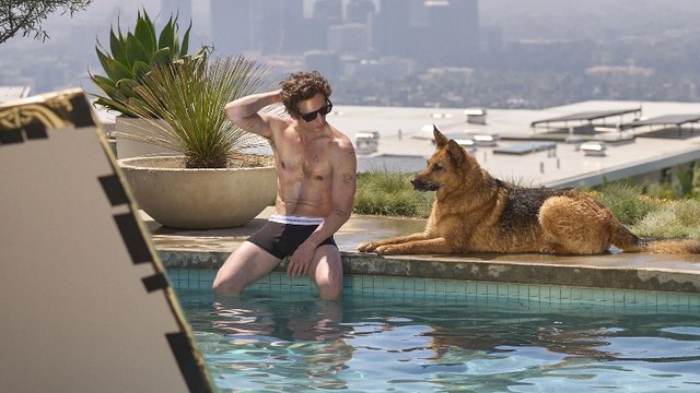 Jeremy Allen White Strips Down to His Calvins in New Calvin Klein Campaign | THR News Video