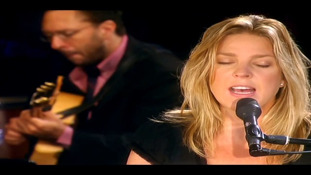 DIANA KRALL — Let's Fall In Love | DIANA KRALL - LIVE IN RIO · (2008)