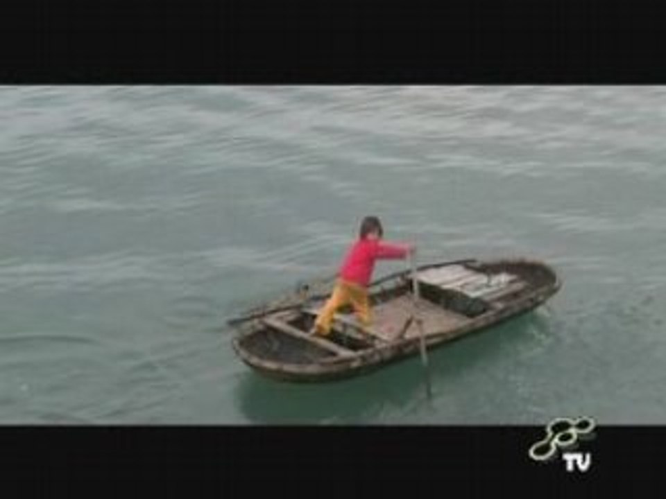 FRONTSIDETV : TOURISME VIETNAM "la baie d'Halong" 2007