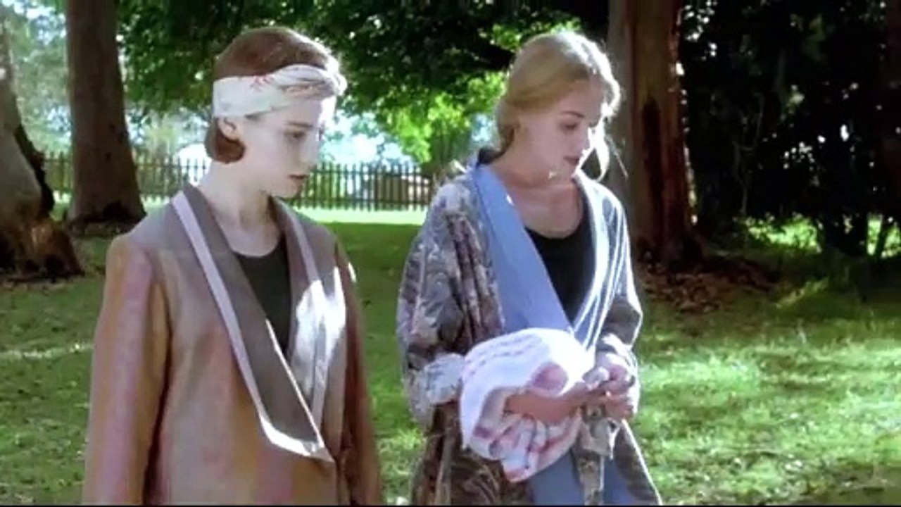 Cult Classic Sirens 1994 Film Explained in Hindi_Urdu Summarized हिन्दी _ Movie Explain In Hindi(480P)