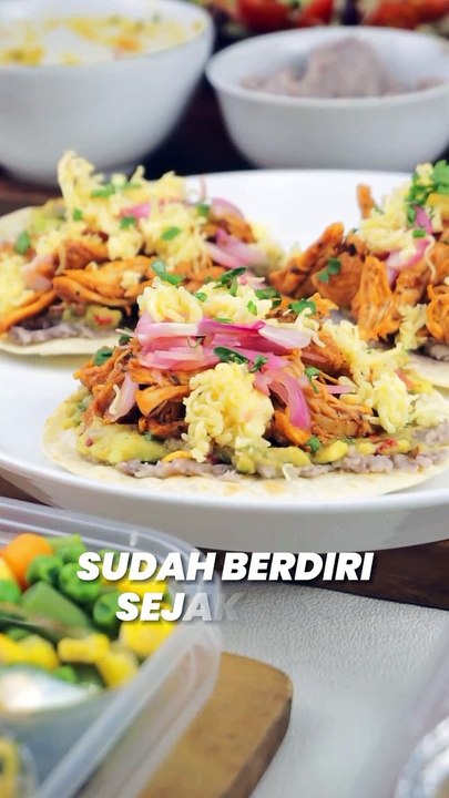 Chicken Tostadas Ala Rebela Foods