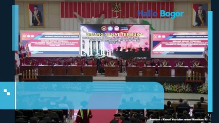 Momen Hangat: Menhan Prabowo Apresiasi Perjuangan Wisudawati di Wisuda Unhan RI