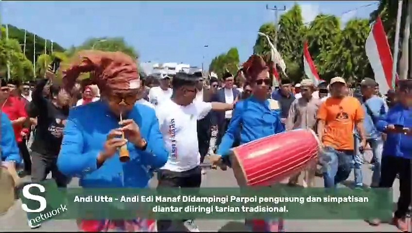VIDEO: Ribuan Massa Antar Andi Utta-Edy Manaf Mendaftar di KPU Bulukumba