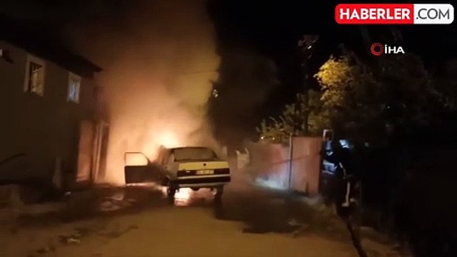 Van'da seyir halindeki tofaş alev alev yandı